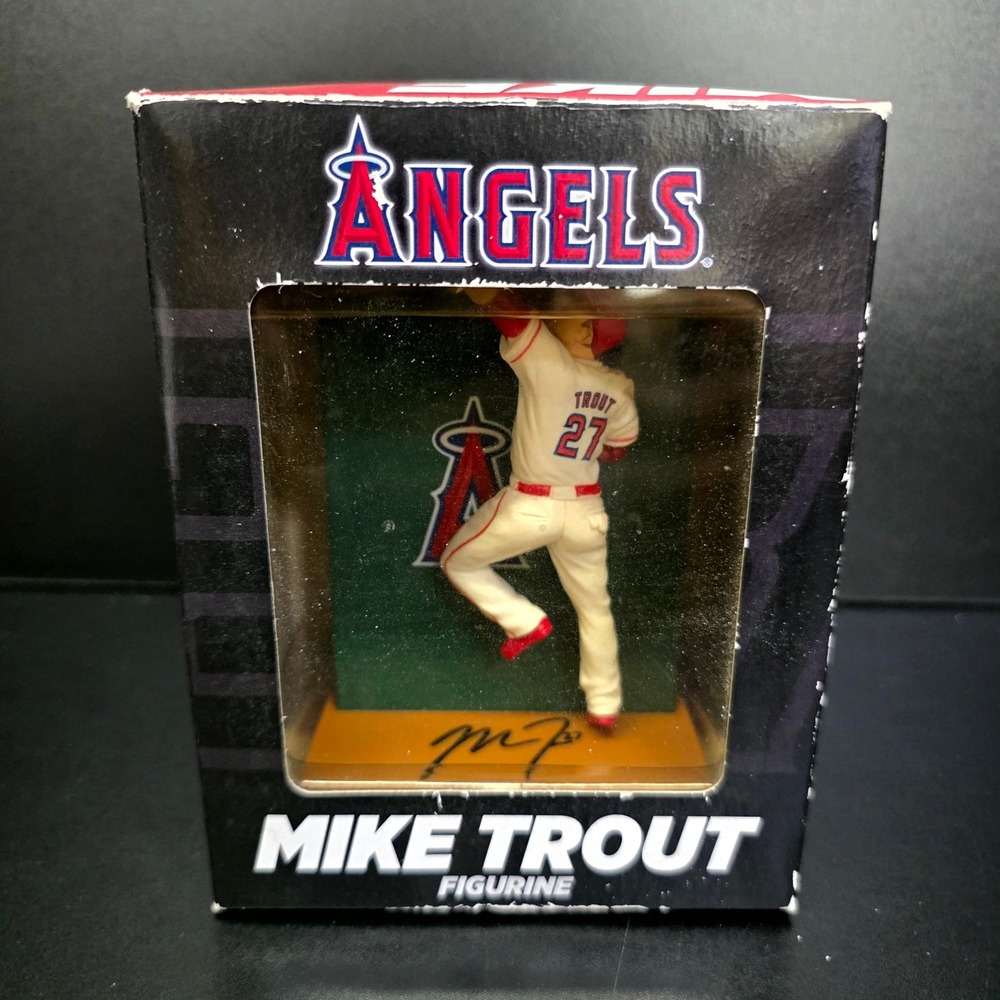 MLB Mike Trout Figurine Red Angels Home Run Robbery Catch Stats 2015 Collectible
